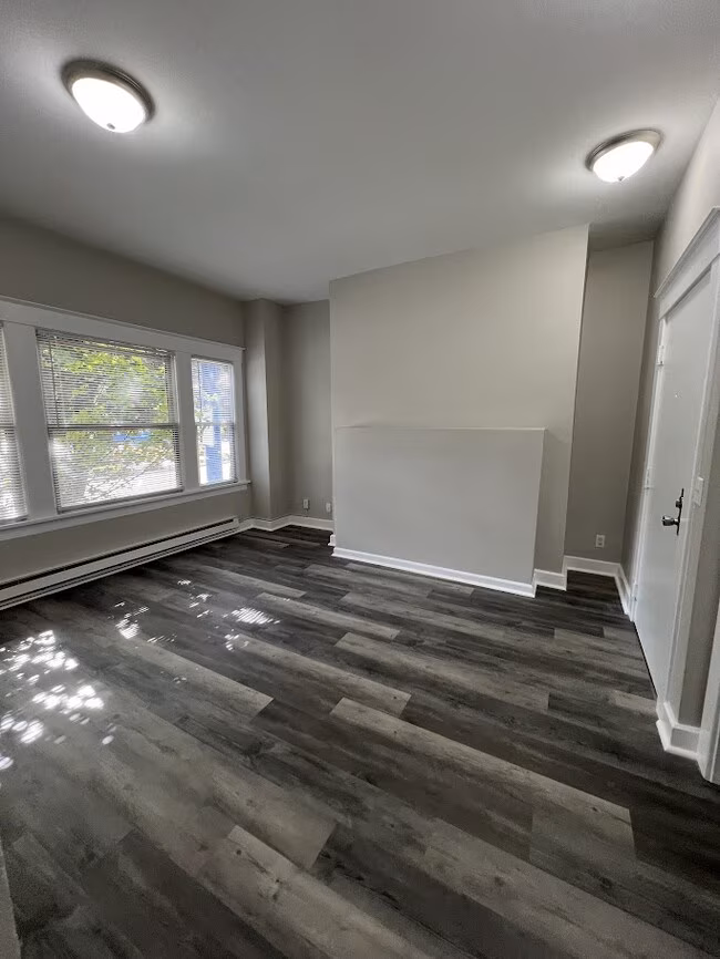 1 Bed 1 Bath-680 floor plan